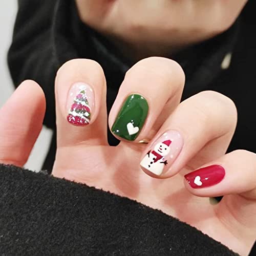 24pcs božićna tiska na noktima kratki kvadratni lažni nokti sa snjegovima božićnog drvca dizajn sjajne lažne nokte crveno zeleni božićni